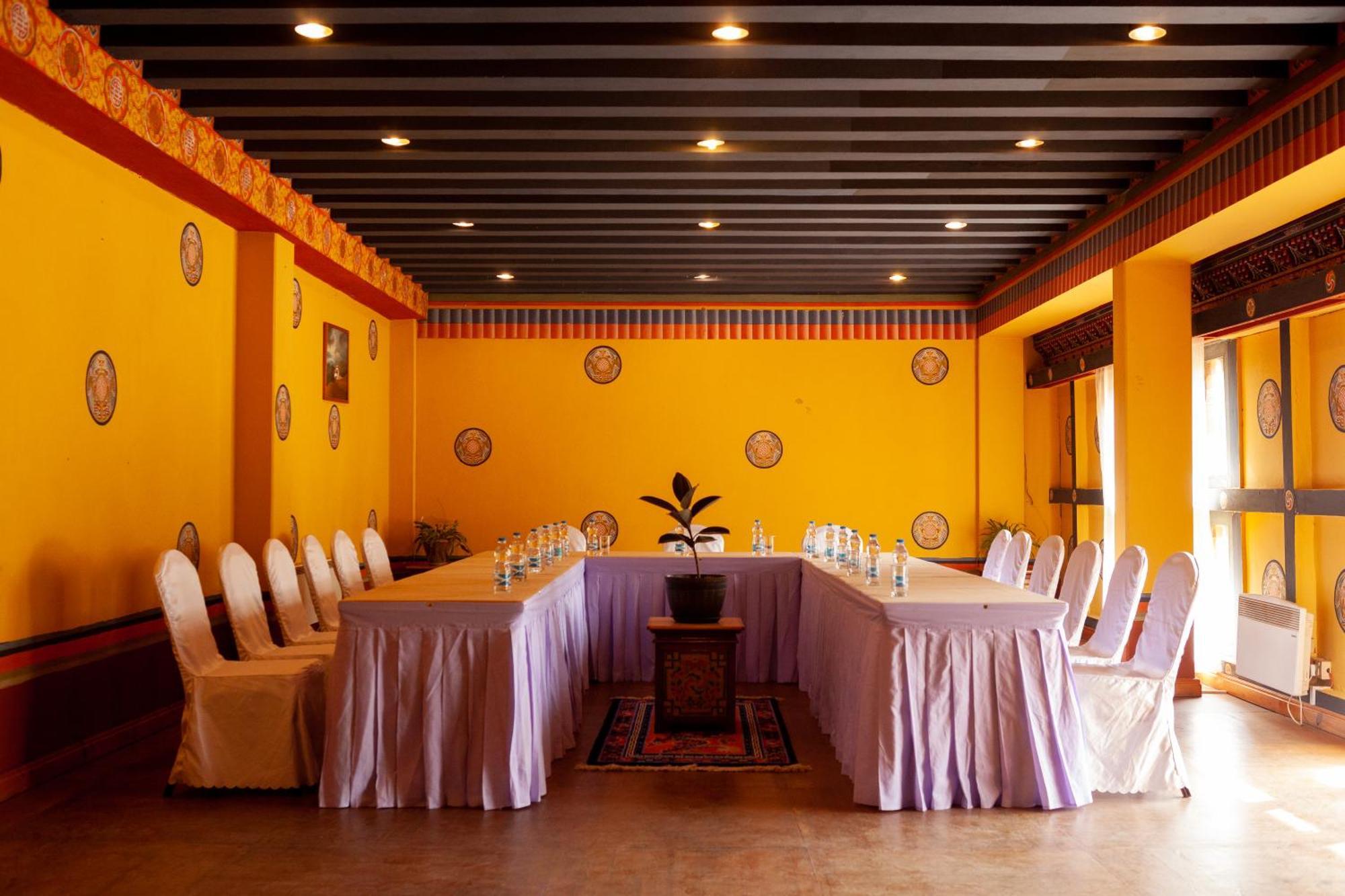 Hotel Olathang Paro Bagian luar foto